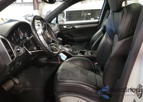 2016 Porsche Cayenne Gts из США, поврежденный, VIN WP1AD2A25GLA71917